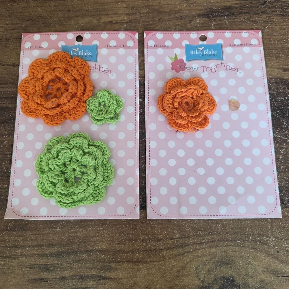 Riley Blake Sew Together Lot Of 4 Crocheted Flowers Green & Orange Crafts‎